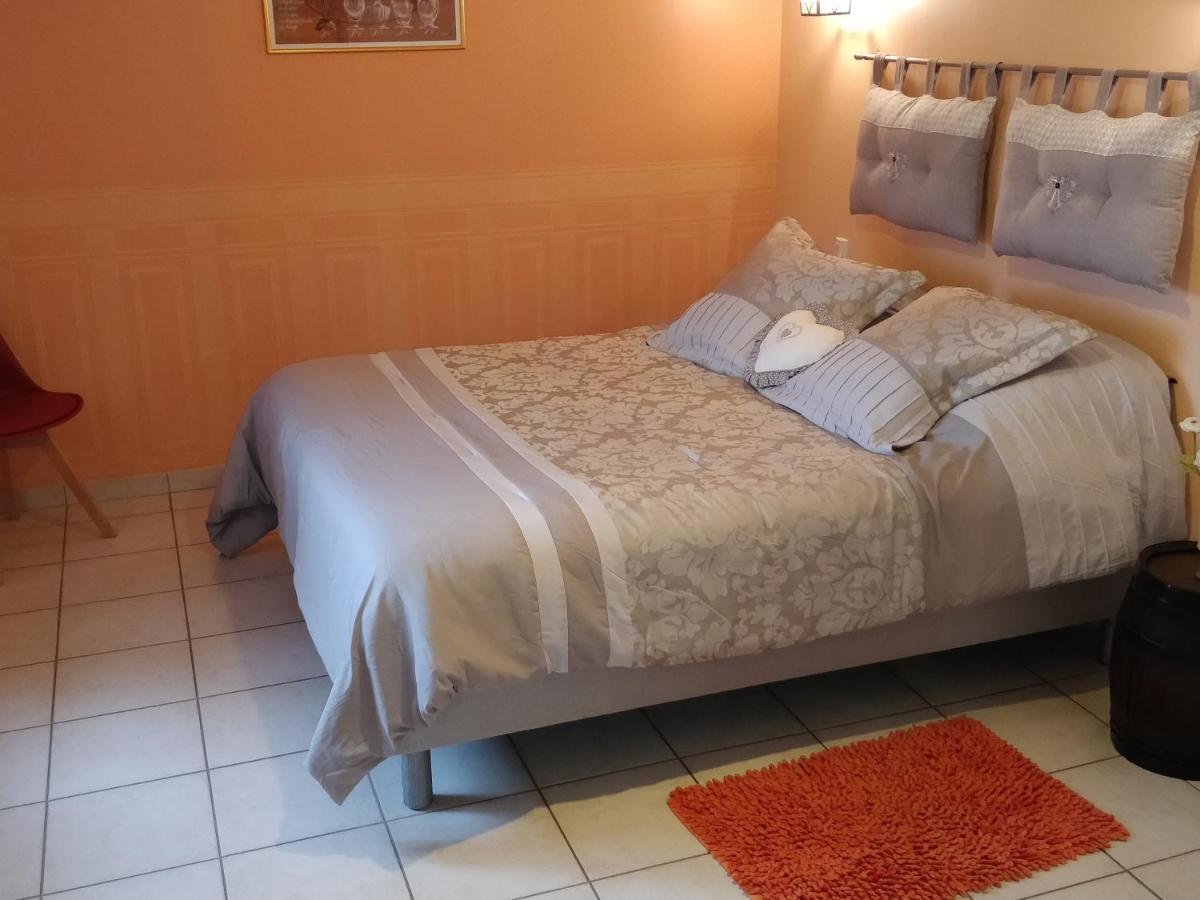 Le Logis Du Livier Hotel Saint-Georges-sur-Layon Eksteriør billede