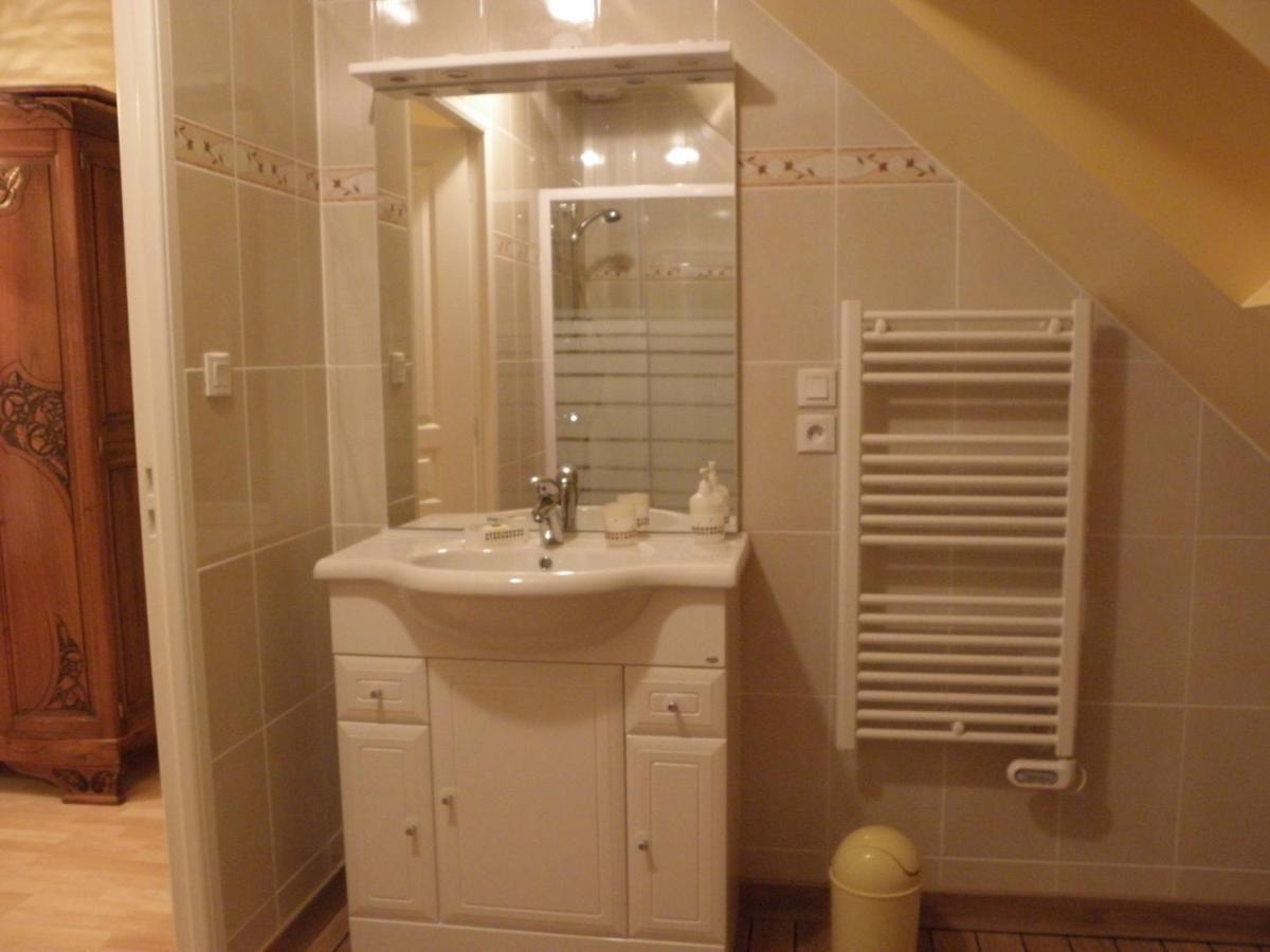 Le Logis Du Livier Hotel Saint-Georges-sur-Layon Eksteriør billede